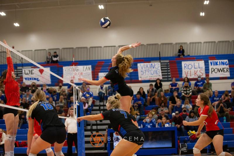 Moscow @ Coeur d'Alene Volleyball photo 4