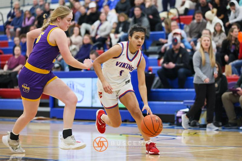 Lewiston @ Coeur d'Alene Girl's Varsity Basketball photo 12