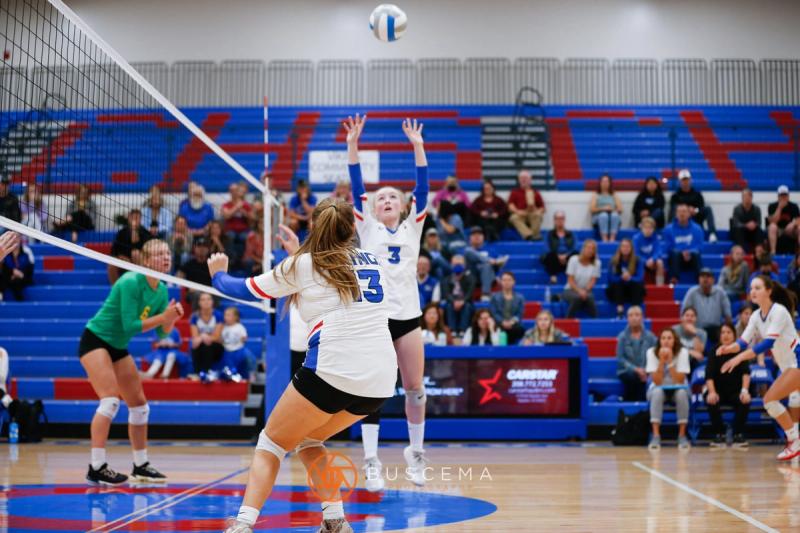 Lakeland @ Coeur d'Alene Girls Volleyball photo 40