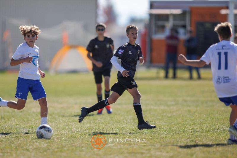 Sting 11B Premier v WE Surf SB B11 Premier photo 10