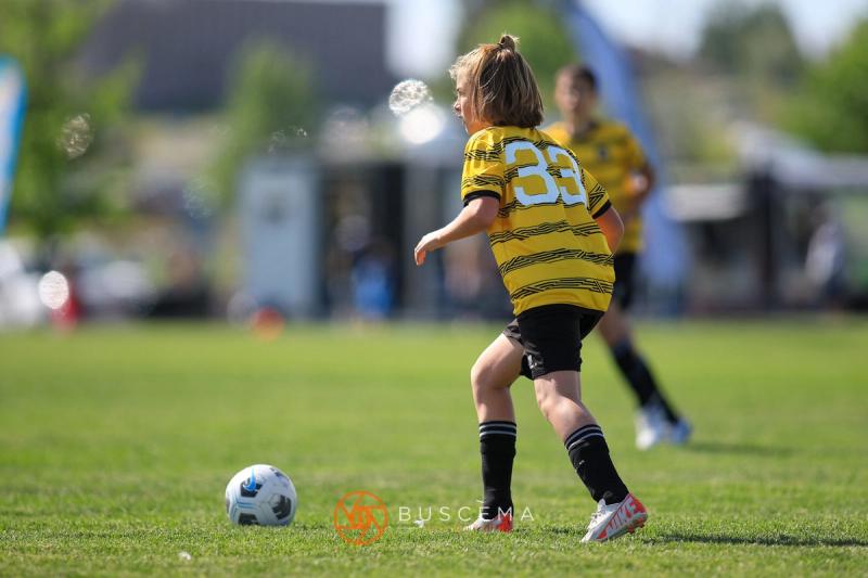 Sting 11B Premier v Strikers FC B2010 photo 11