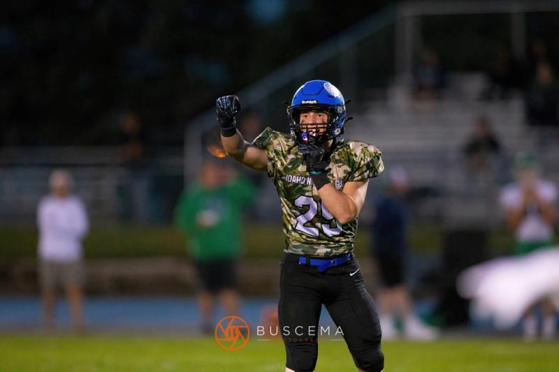 Coeur D’Alene Vikings Varsity Football vs Woodinville photo 8
