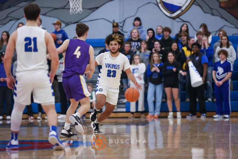 Lewiston @ Coeur d'Alene Boy's Varsity Basketball photo 11