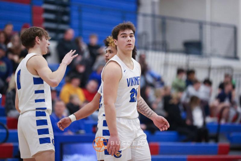 Lewiston @ Coeur d'Alene Boy's Varsity Basketball photo 20