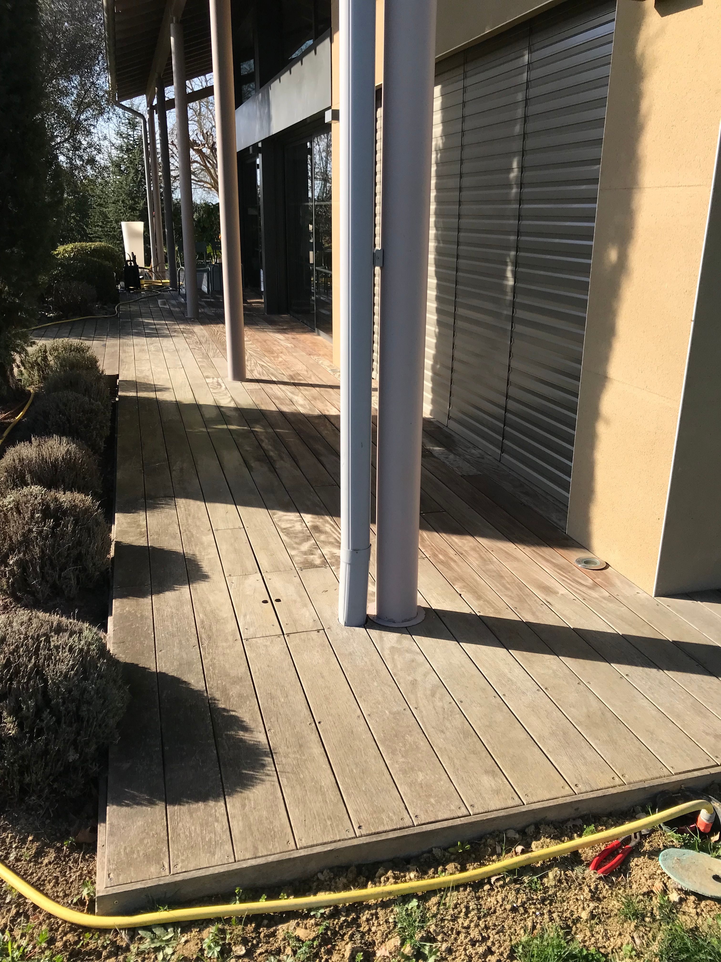Détail Terrasse en PIN CLASSE  4