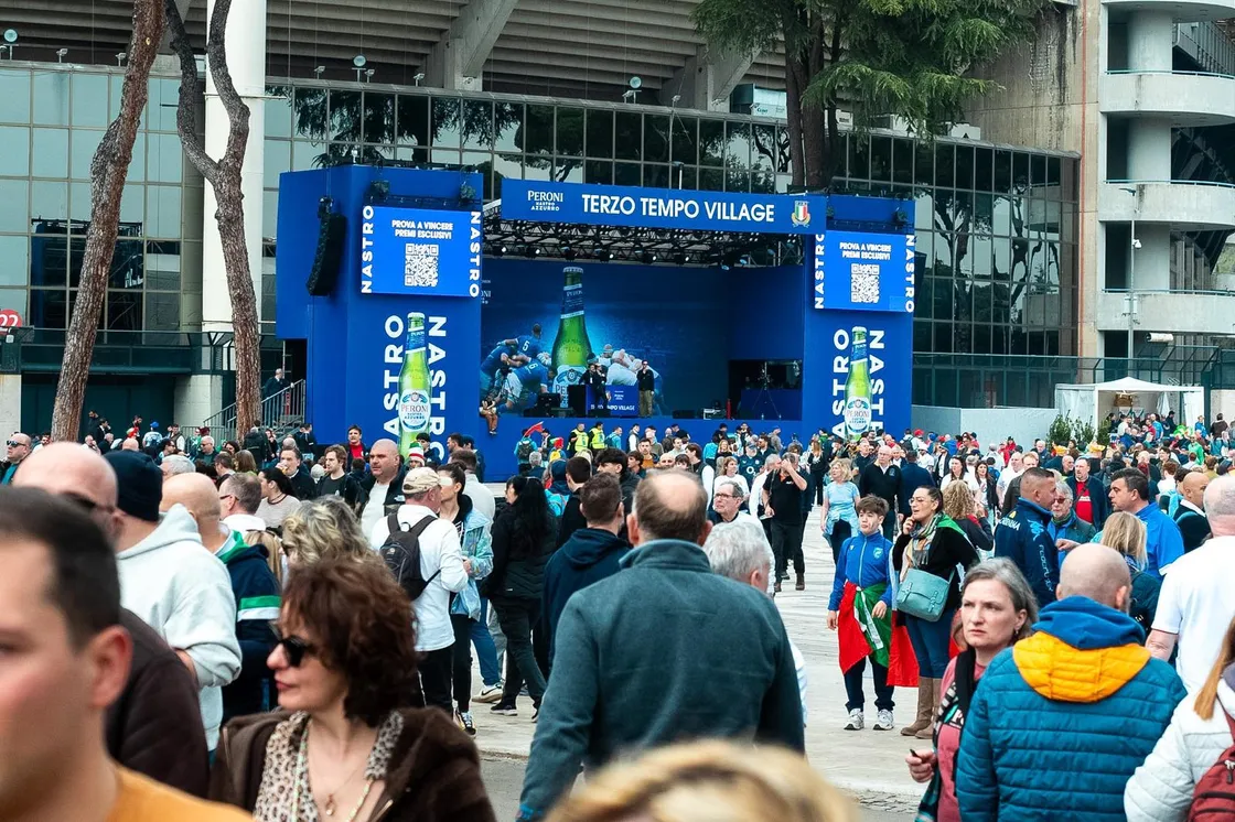 Sei Nazioni, Festa record al Terzo Tempo Village di Italia-Inghilterra: Peroni e Federazione Italiana Rugby festeggiano 20 anni insieme