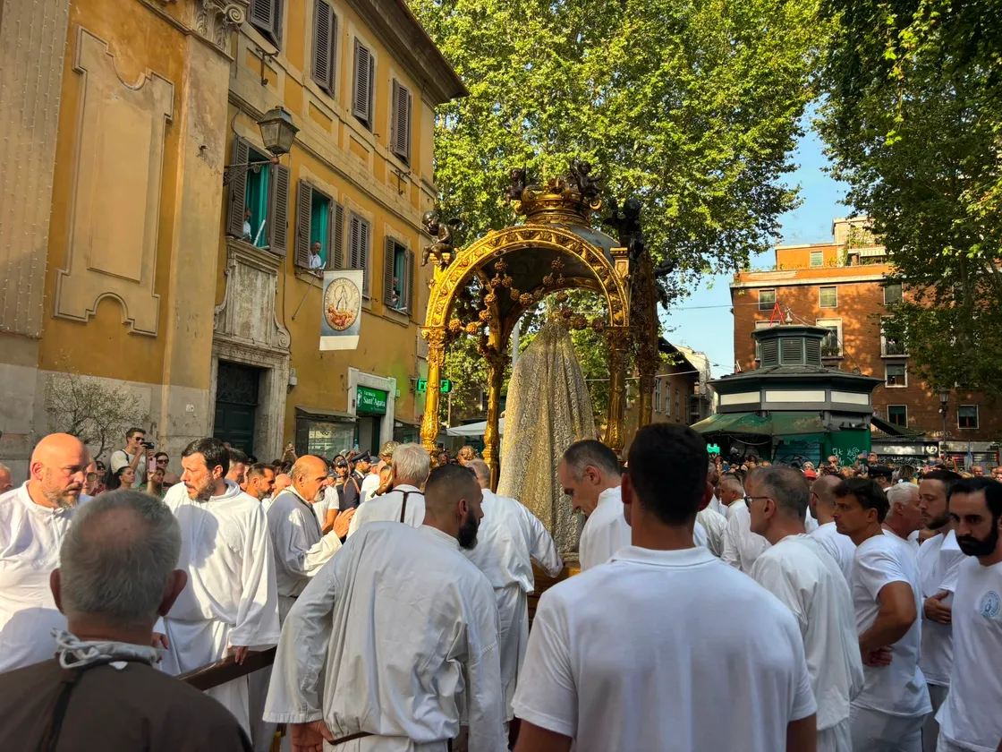 Festa de' Noantri, la storia della celebrazione che da quasi cinque secoli unisce Trastevere