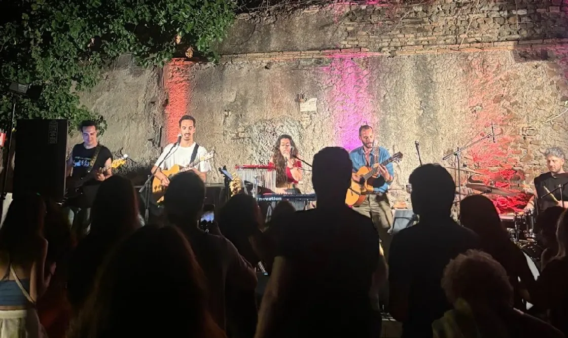 Al Casale dei Cedrati torna «Cedrati Live»: musica, incontri e fotografia per l’estate 2026
