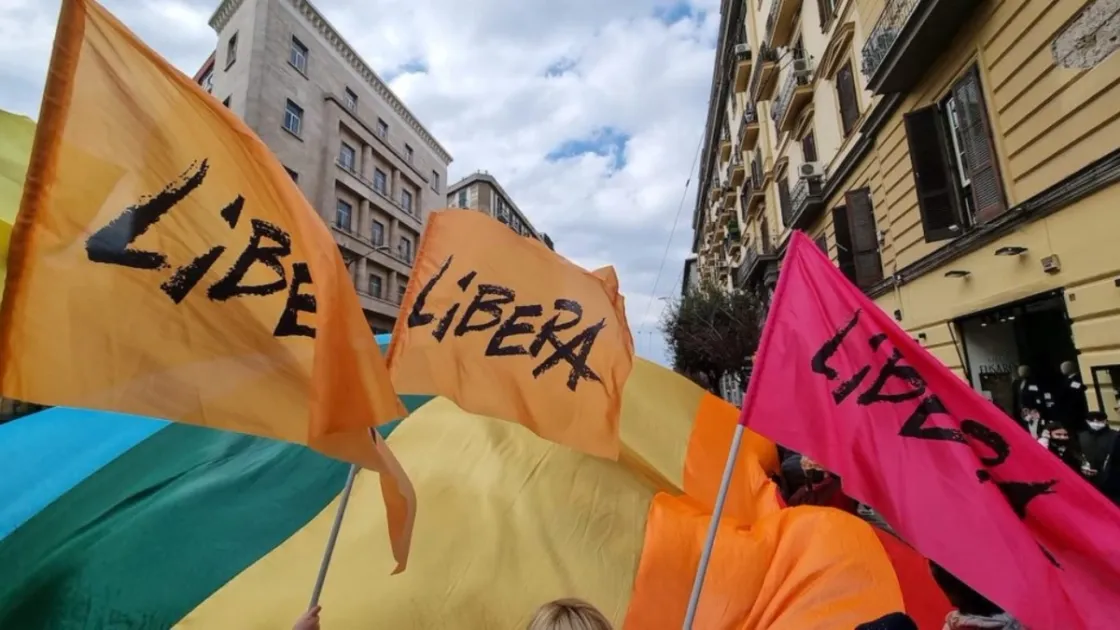 Bandiere di Libera (Foto Agenzia Dire)