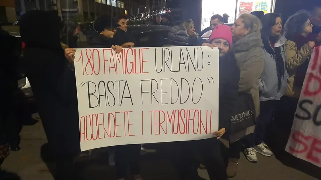 Protesta a Pietralata: 180 famiglie al freddo, nessuna soluzione per gli alloggi popolari di via Sante Bergellini