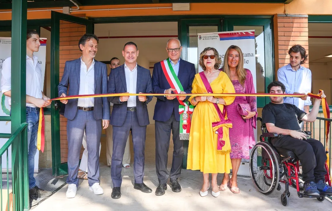 Spinaceto, inaugurata la nuova sede del liceo Plauto: investimento da 2,35 milioni di euro