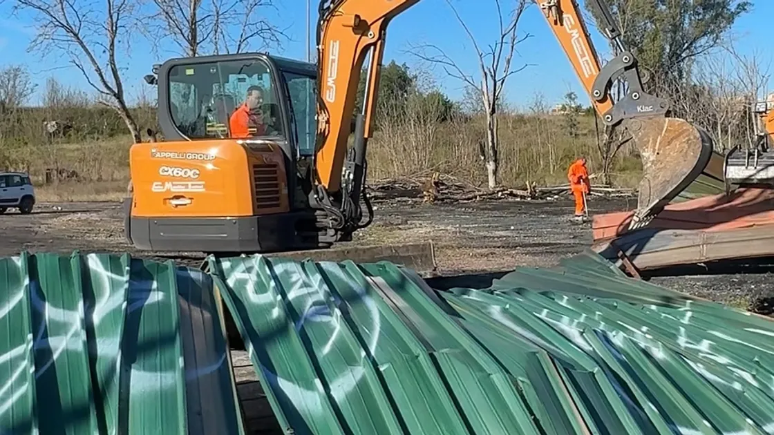 Partono i lavori per il nuovo parco di Centocelle, demolito il muro di lamiera e avviato il progetto da 10 milioni [VIDEO]