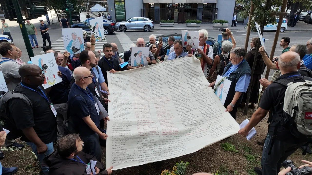 L'arrivo della marcia in piazza Monte Grappa. Roma, 22 settembre 2026 (La Capitale)