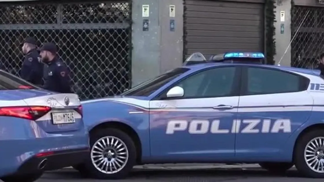 Esplosione alla Borghesiana, bomba carta contro un autonoleggio: è il quinto caso in 40 giorni