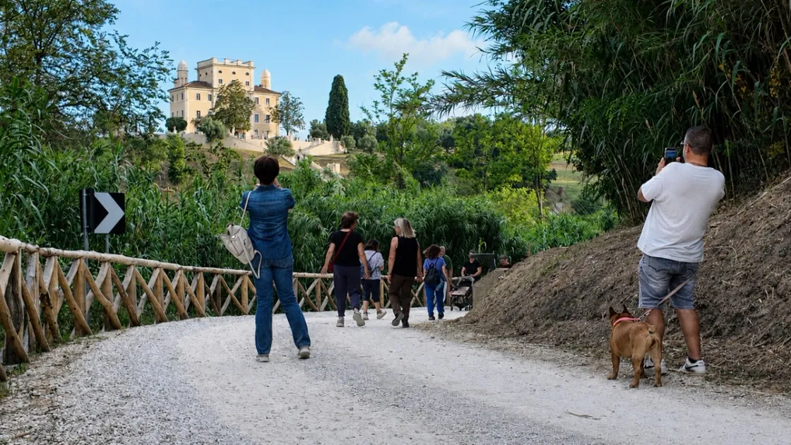 Il nuovo percorso ciclopedonale aperto al pubblico nella Valle dei Casali (La Capitale)