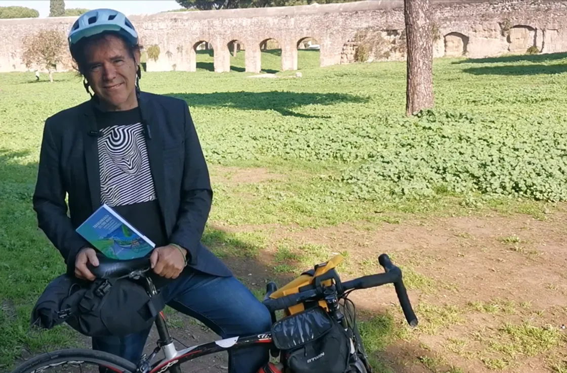 Leggere Niente Male, a Trastevere la Festa del Libro Verde tra libri, ambiente e pedalate