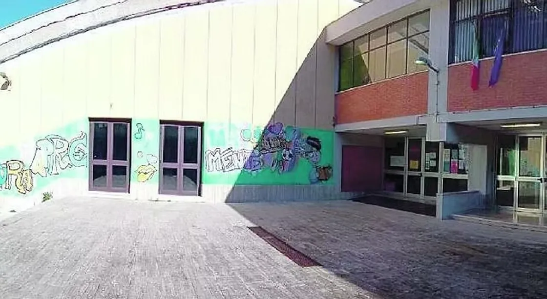 Quarticciolo, scuola chiusa per legionella. Il municipio: «Alunni trasferiti»