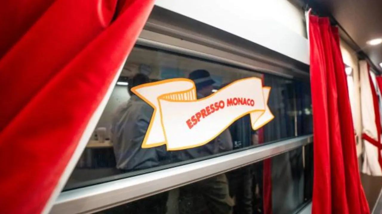gli interni del treno Roma - Monaco espresso
