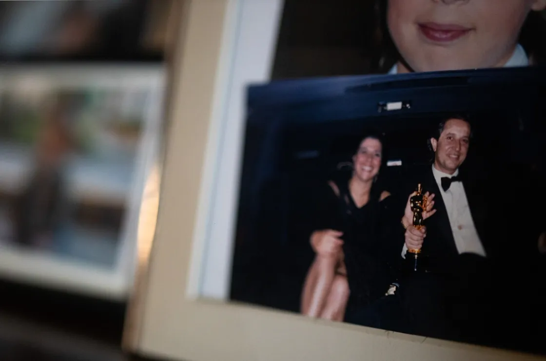 Dopo aver ricevuto il Premio Speciale David 71, ecco le prime immagini del docufilm «Storaro» sul maestro del cinema italiano