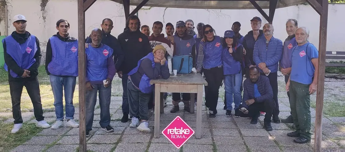 San Lorenzo, venti volontari raccolgono 85 chili di rifiuti e liberano sei tombini