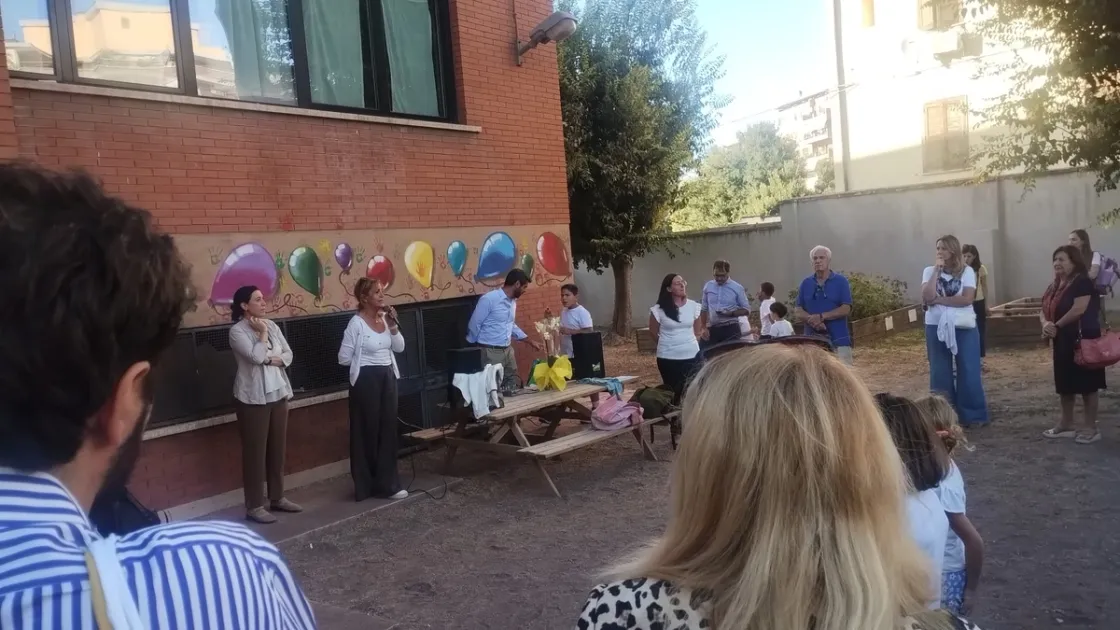 Il cortile della scuola Gianni Rodari