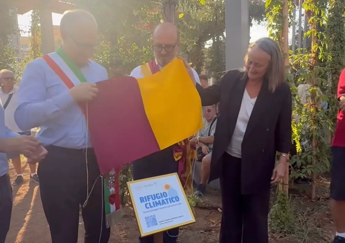 Inaugurato a Centocelle il primo rifugio fito-bioclimatico di Roma