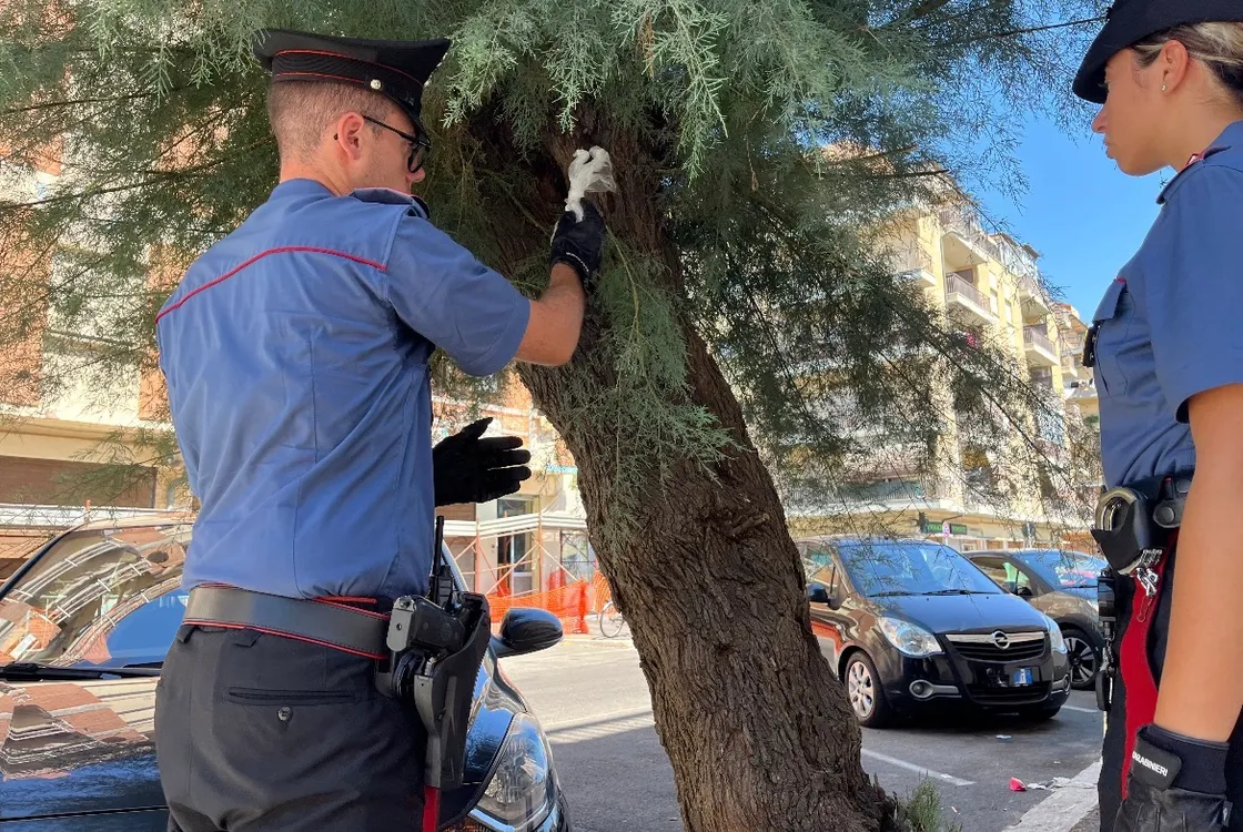 Ostia, esplosione in via Fasan: arrestati due uomini per spaccio