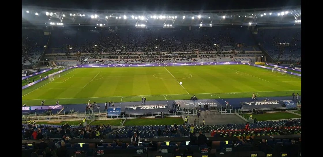 Lazio-Parma 2-1, biancocelesti in vetta alla Serie A: Taylor apre, Lontani nel finale non basta