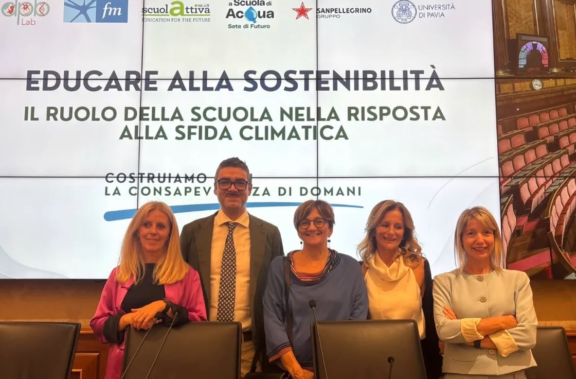 Ecoansia, il 95 per cento dei bambini è preoccupato per il clima: a scuola arriva l’«eco-care»