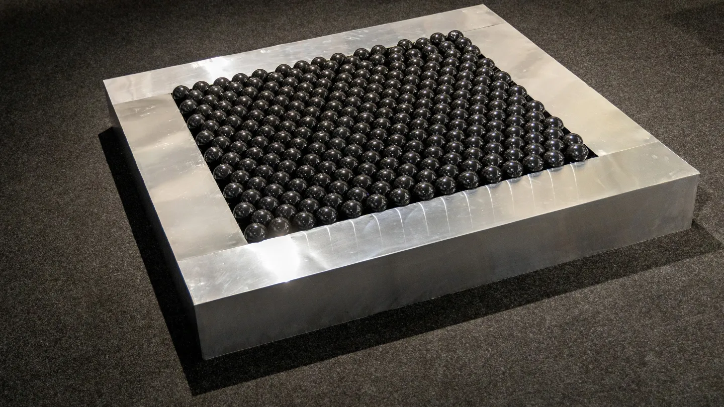 Valerio Pancini, "240 Liters, way of finding". Terzo premio (ex equo) ACEA Contemporanea