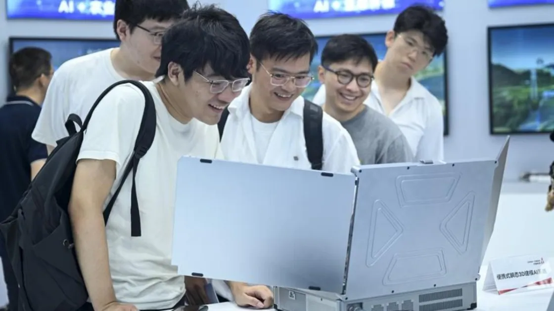 IA generativa, in Cina oltre 700 milioni di utenti: penetrazione sopra il 50% (Foto agenzia Xinhua)