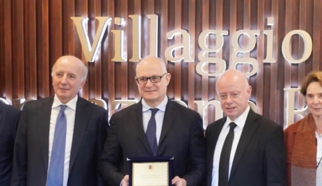 Sanità, Gualtieri visita il Villaggio della Fondazione Roma per Alzheimer e Parkinson