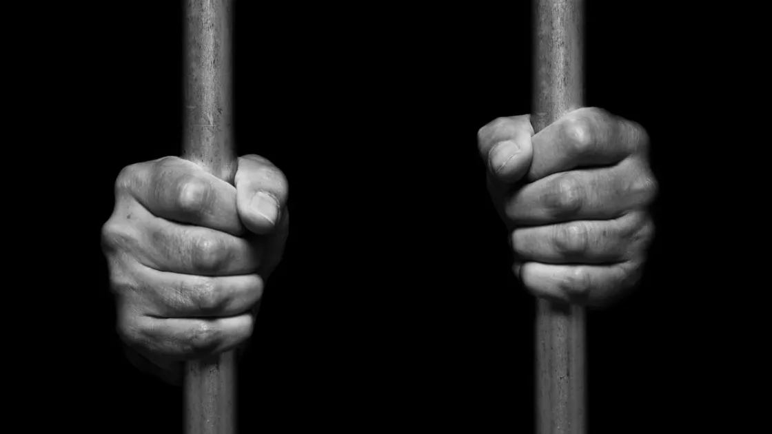 Regno Unito, farmaci per ridurre la libido ai detenuti per reati sessuali: il programma verso 20 carceri