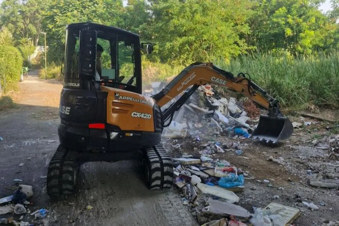 Prima Porta, via la bonifica della discarica abusiva di via della Villa di Livia