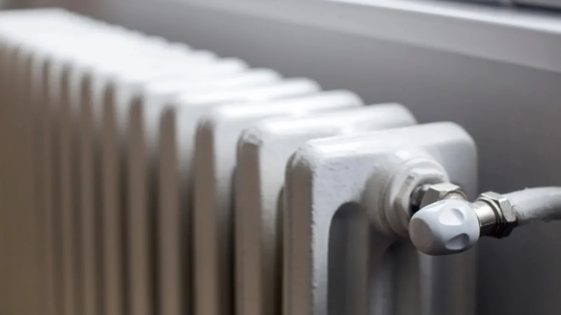 Termosifoni a Roma, dal 15 novembre si possono accendere i riscaldamenti: orari e temperature massime