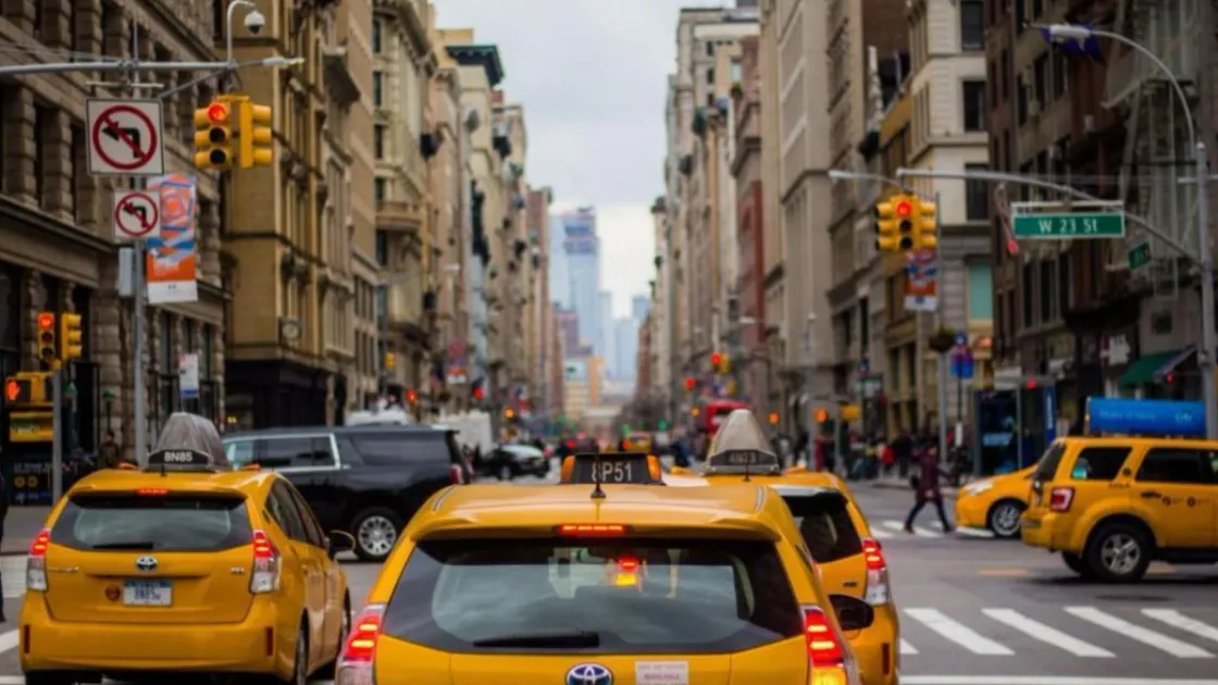 Pedaggio urbano a New York: meno traffico e aria più pulita. Cosa può insegnarci il "congestion pricing"