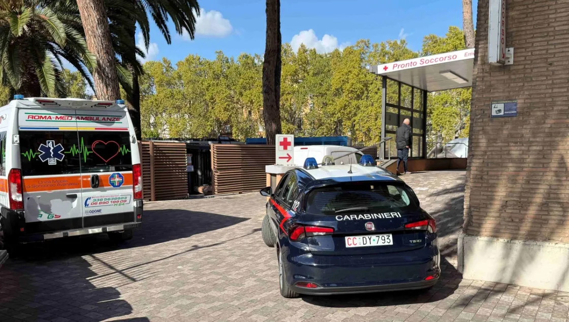Doppia aggressione in poche ore: prima colpisce un autista NCC, poi un vigilante in ospedale