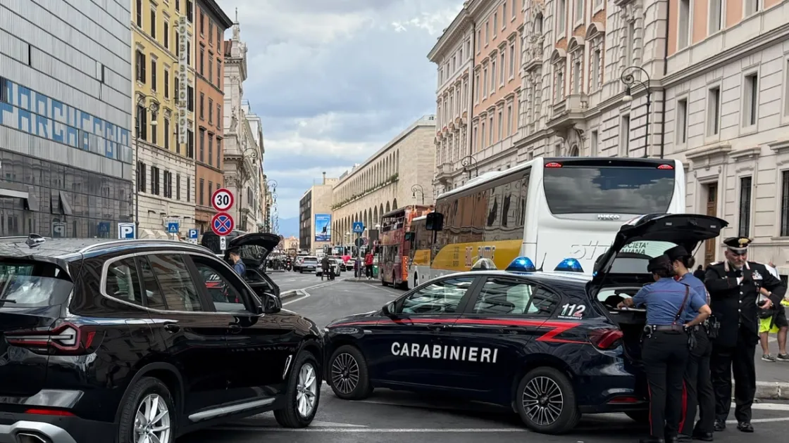 Scoperto un NCC abusivo in via Marsala: guidava con patente sospesa e in possesso di cocaina