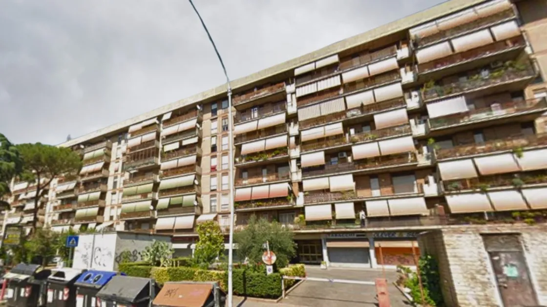 Alloggi ex Enasarco, opposizioni in Regione contro la destra: «Bocciati emendamenti sulla casa». Santori (Lega Roma): «Costi fino a 500 euro al mese»