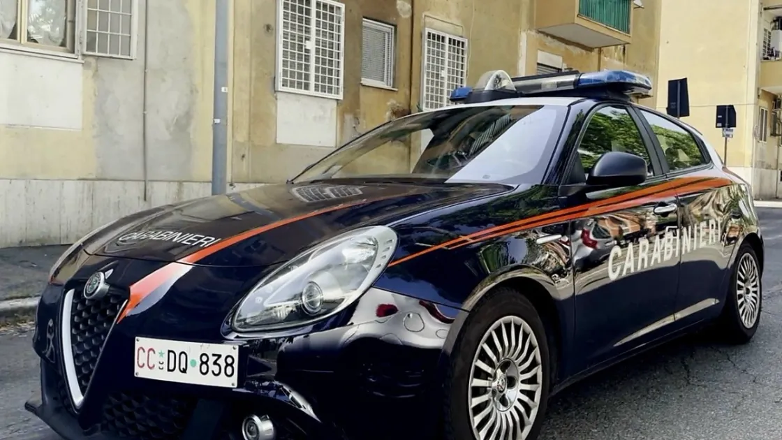 Ponte Mammolo, due giovani sequestrati e picchiati per un presunto debito: tre arresti