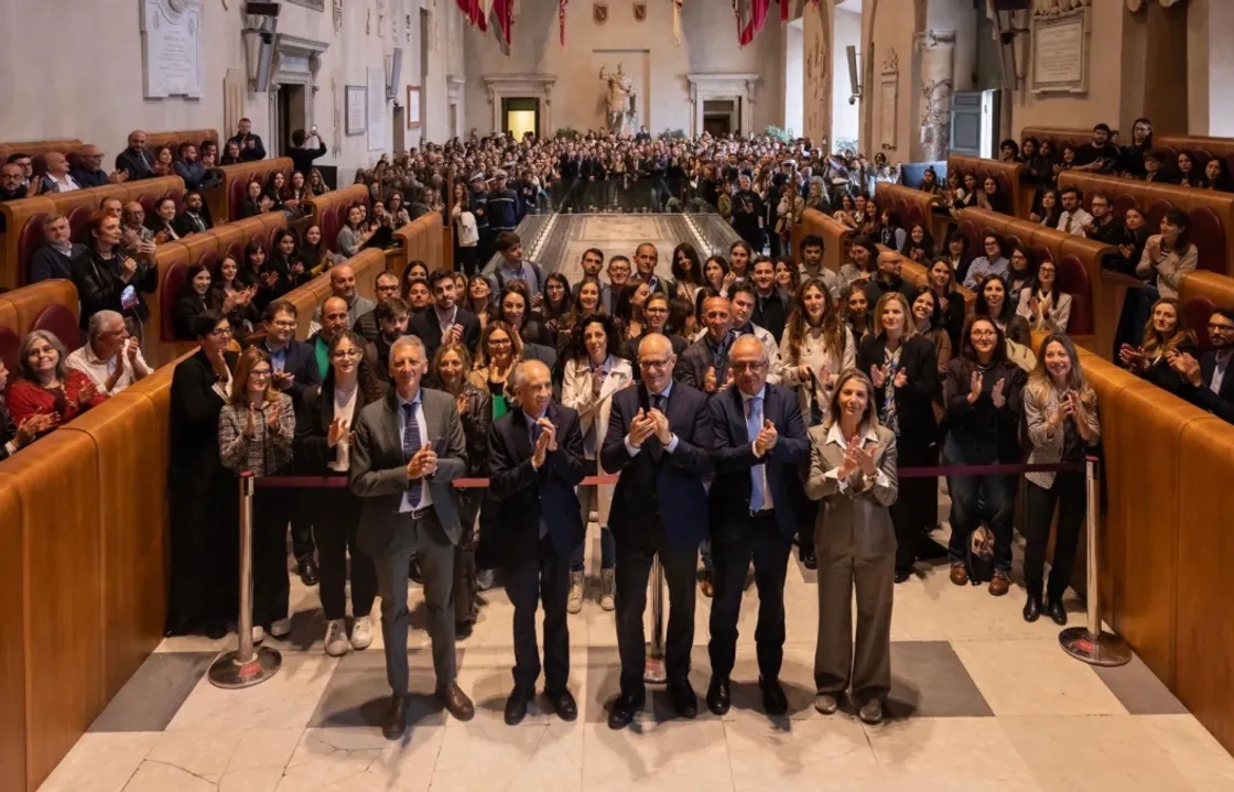 Roma Capitale, in arrivo 808 nuovi dipendenti: Gualtieri accoglie i neoassunti dopo il maxi concorso da 67mila candidati