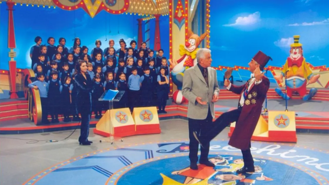 41º Zecchino d'Oro (1998) - Il piccolo Coro, Sabrina Simoni, Cino Tortorella e Giorgio Comaschi