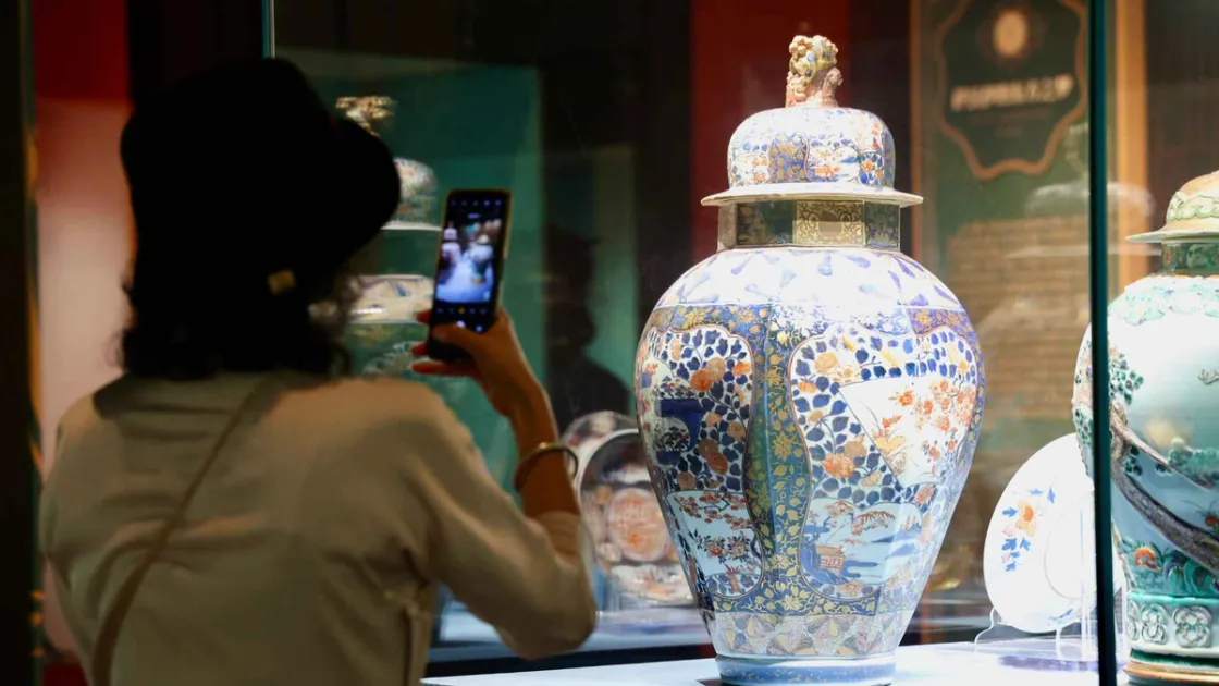 Cina, i tesori della corte dei Savoia in mostra a Tianjin: così l’Oriente influenzò l’arte europea