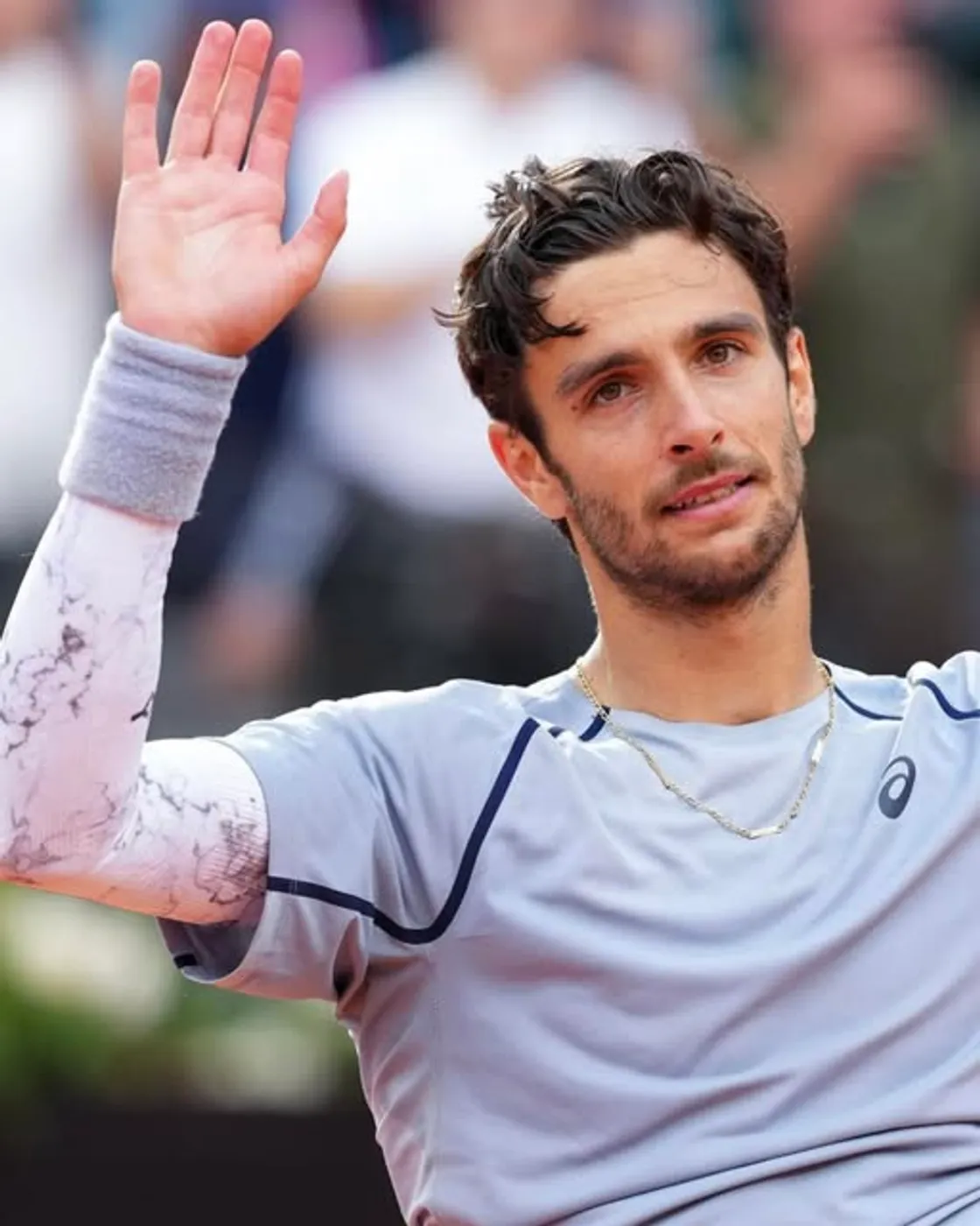 Internazionali Tennis, eliminato Musetti: Ruud domina al Foro Italico e vola ai quarti