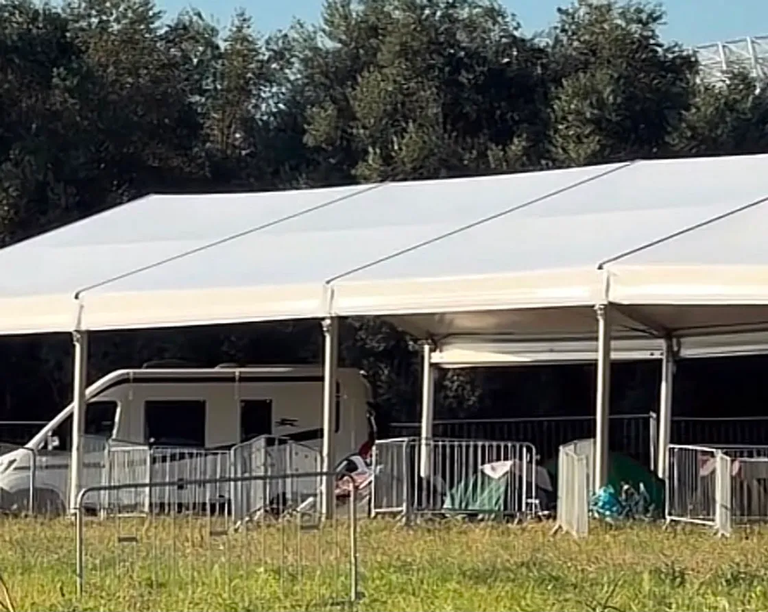 Concerto di Ultimo a Tor Vergata: alcuni fan si sono già accampati in tenda 10 giorni prima dell'evento