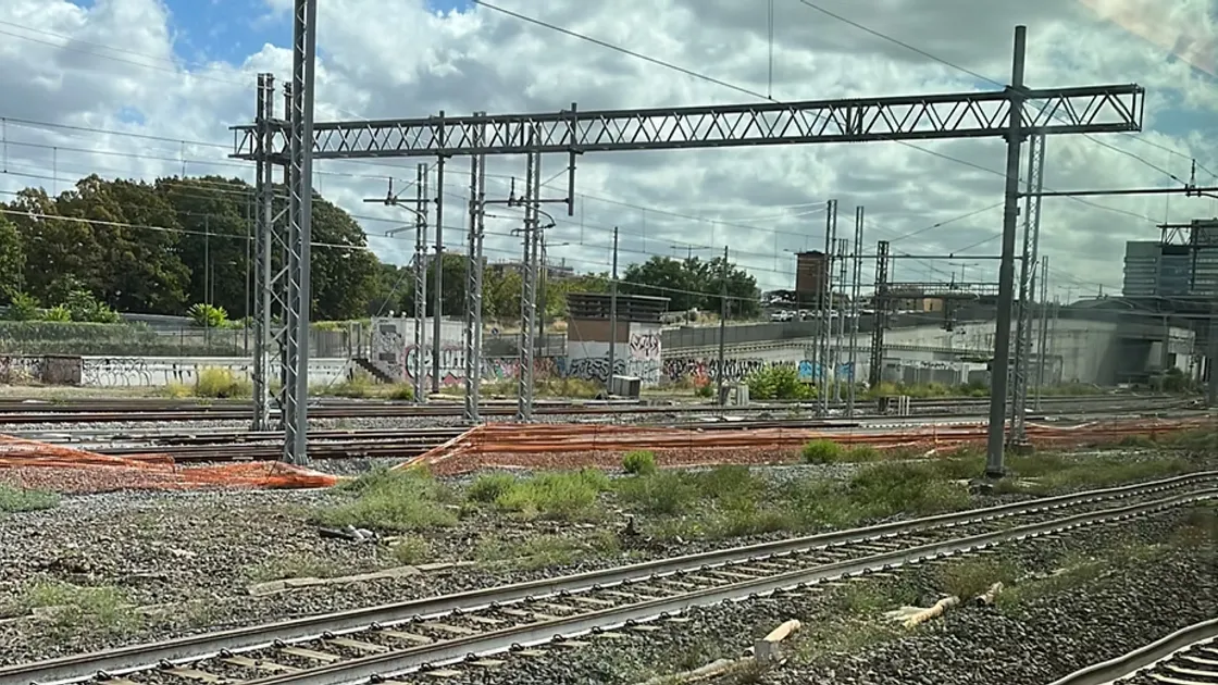 Lavori a Termini, possibili disagi alla circolazione ferroviaria. I treni potranno subire modifiche o cancellazioni