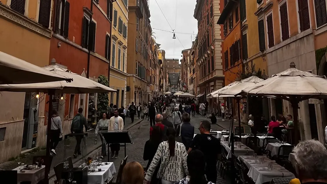 Roma e la trasformazione immobiliare: l’impatto degli affitti brevi e il caro-case