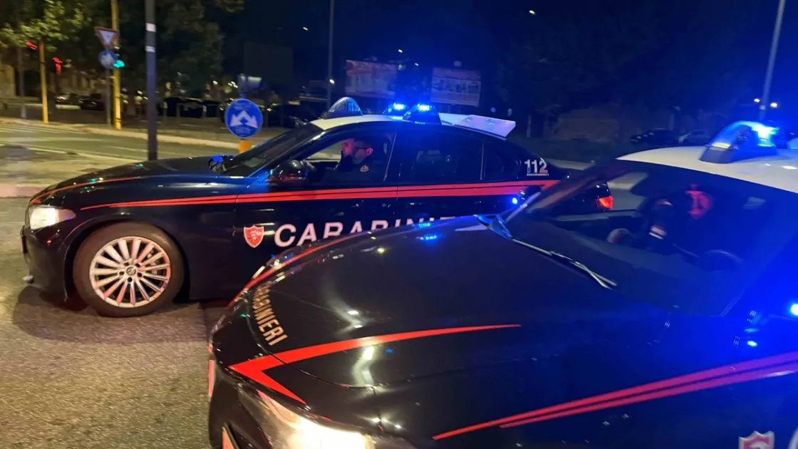 Inseguimento sulla Colombo a Roma, fermato con jammer e carte clonate dopo la fuga