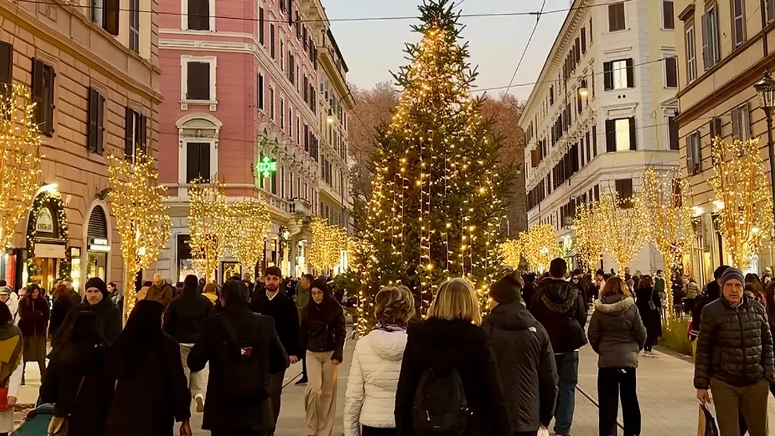 Giubileo, Roma si svela e recupera il suo splendore con lo «spacchettamento» di piazze e monumenti