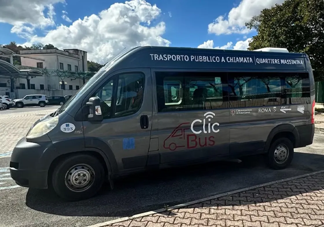 Dopo Massimina anche il XIII municipio vuole i bus a chiamata: «Clic bus a servizio di Collina delle Muse»